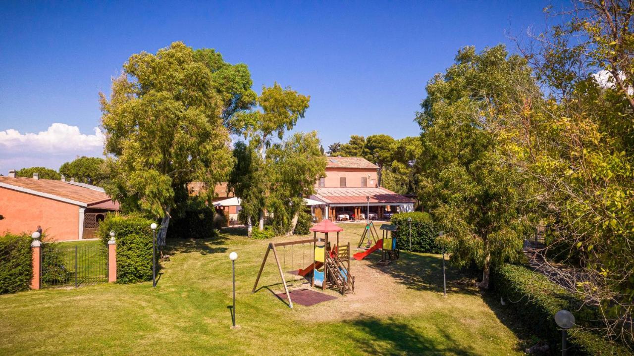 Agriturismo Podere Giulio Tarquinia Exterior photo