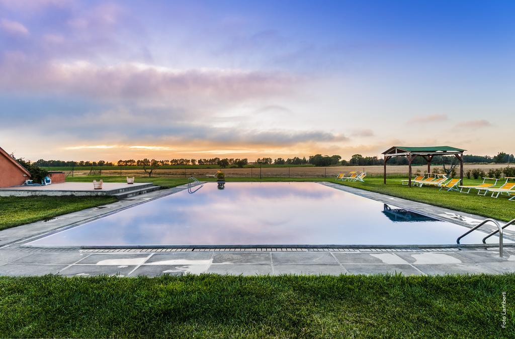 Agriturismo Podere Giulio Tarquinia Exterior photo