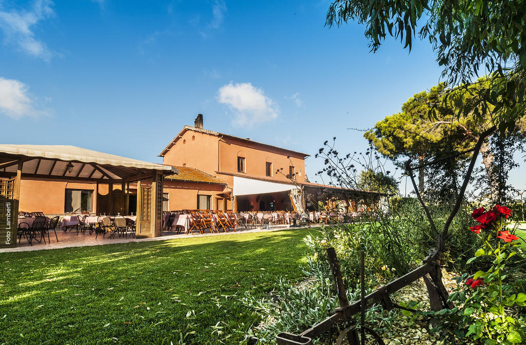 Agriturismo Podere Giulio Tarquinia Exterior photo